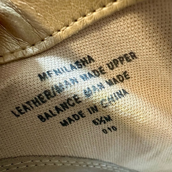 Marc Fisher Black Heeled Leather Ankle Boots with Peep Toe 3” heel size 6.5 - Picture 7 of 7